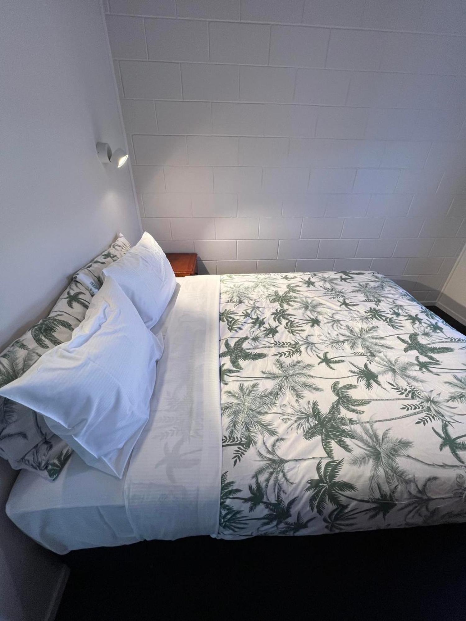 Hamilton Sunrise Motel Dış mekan fotoğraf