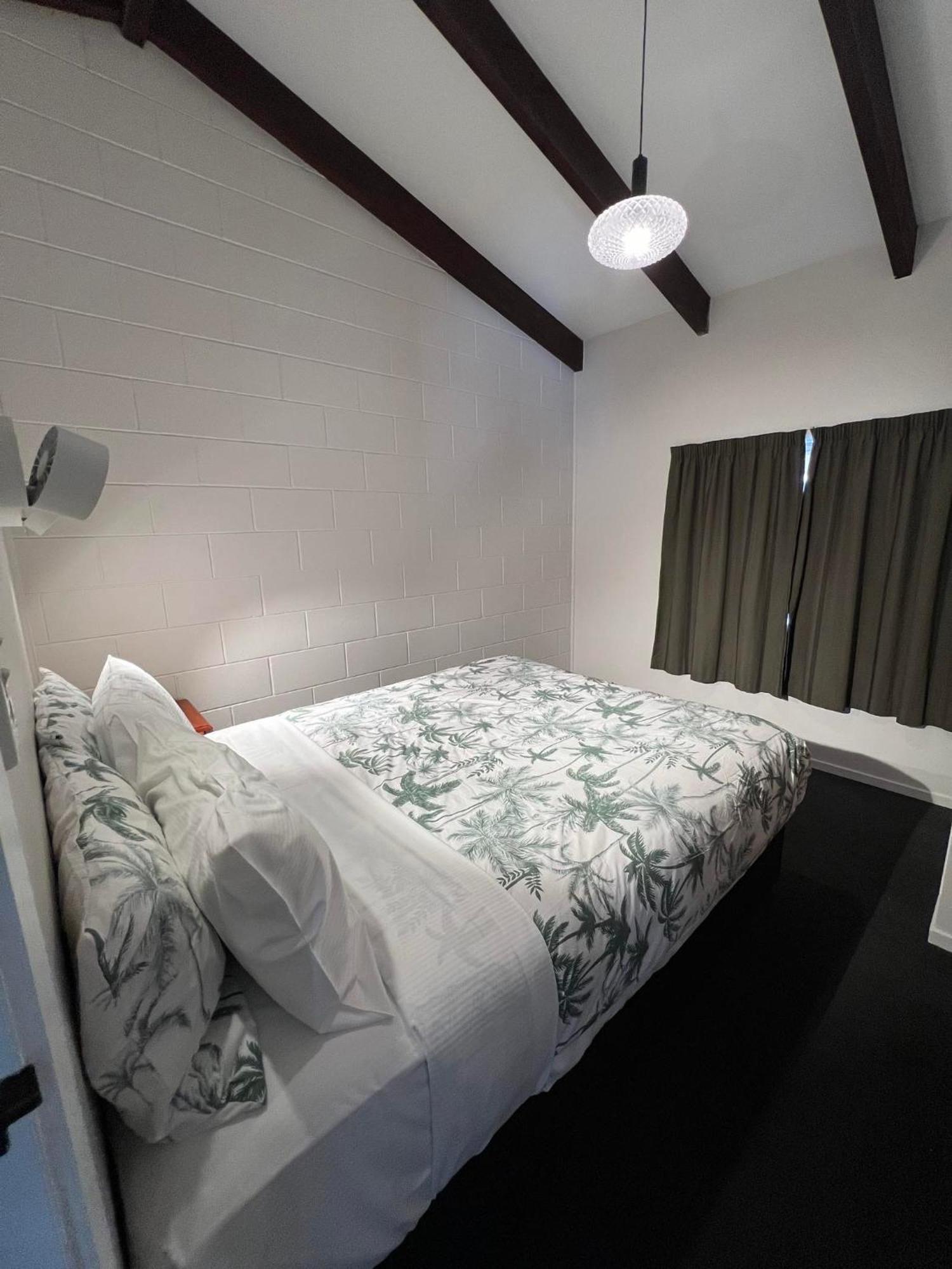 Hamilton Sunrise Motel Dış mekan fotoğraf